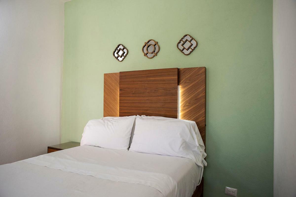 Hotel Suites Dali Σαν Μιγκέλ ντε Αγιέντε Εξωτερικό φωτογραφία